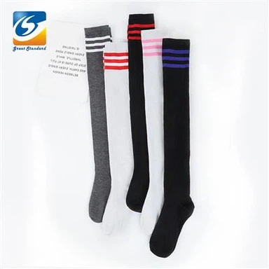 Paj Rwb Poj Niam Thigh Socks