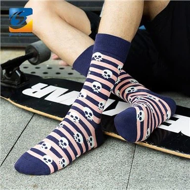 Zam Txiv Neej Socks